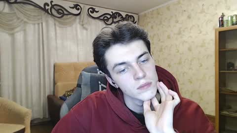 traqqq online show from December 9, 2024, 8:01 pm