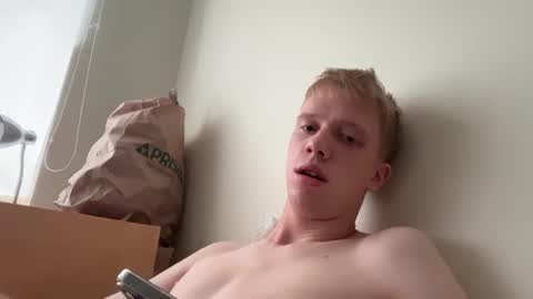 Snapshot of xtraxxlucas chatting on September 20, 2025, 12:39 pm xtraxxlucas online show from September 20, 2025, 12:39 pm
