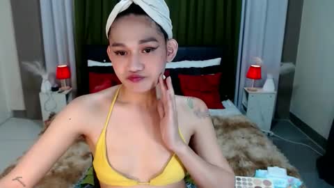 Snapshot of xtspetitehugecock chatting on February 24, 2026, 4:32 am xtspetitehugecock online show from February 24, 2026, 4:32 am