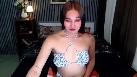 xtspetitehugecock online show from May 16, 2026, 3:33 pm