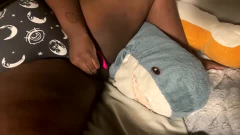 Snapshot of xunrichkitschbitchx chatting on December 15, 2024, 7:02 am Syd online show from December 15, 2024, 7:02 am