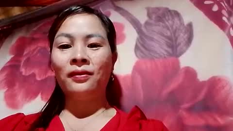 xuxulove00 online show from December 23, 2025, 12:19 am