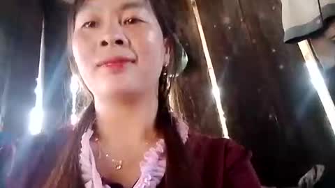 xuxulove00 online show from April 23, 2026, 12:34 am