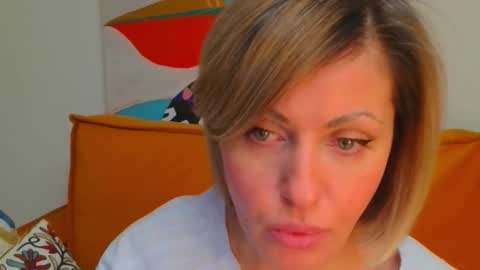 xvaleriax0 online show from February 3, 2026, 6:24 pm