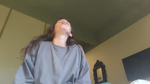 xx_flowprincess_xx online show from June 19, 2026, 5:56 am