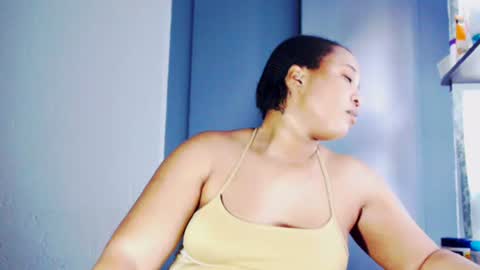 Xxamor online show from December 8, 2024, 1:36 pm