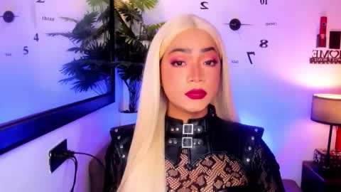 xxasian_goddessxx online show from March 17, 2026, 5:00 am