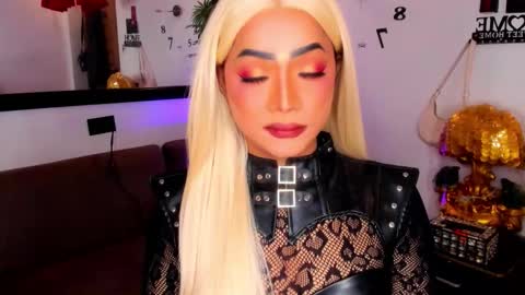 xxasian_goddessxx online show from March 18, 2026, 6:05 am