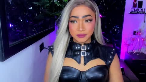 xxasian_goddessxx online show from April 3, 2026, 8:12 am