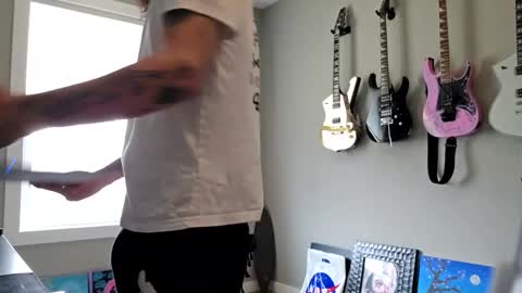 Snapshot of xxbadcatxx chatting on December 29, 2024, 6:27 pm XxBADCATxX online show from December 29, 2024, 6:27 pm