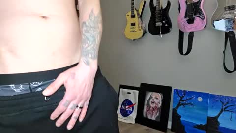 Snapshot of xxbadcatxx chatting on January 1, 2025, 5:43 am XxBADCATxX online show from January 1, 2025, 5:43 am