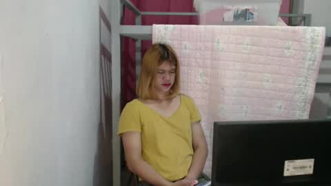 xxbetyxx online show from March 9, 2025, 4:11 pm