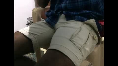 Snapshot of xxboyfunlive chatting on December 7, 2024, 5:37 am xxboyfunlive online show from December 7, 2024, 5:37 am