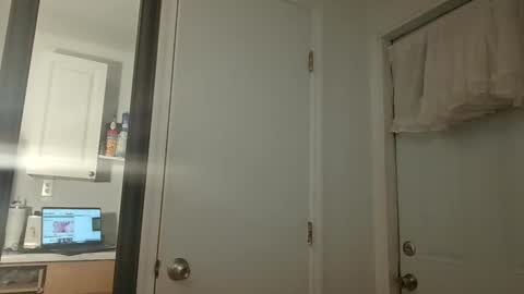 XxJasoneecxX online show from February 28, 2025, 2:42 am