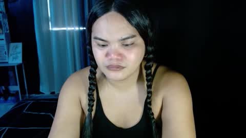 Kylie Smith online show from November 21, 2025, 4:44 am