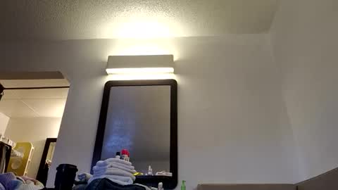 Snapshot of xxmariebliss chatting on March 9, 2026, 12:53 pm xxmariebliss online show from March 9, 2026, 12:53 pm