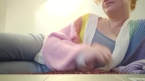 Snapshot of xxmariebliss chatting on April 16, 2026, 1:06 am xxmariebliss online show from April 16, 2026, 1:06 am