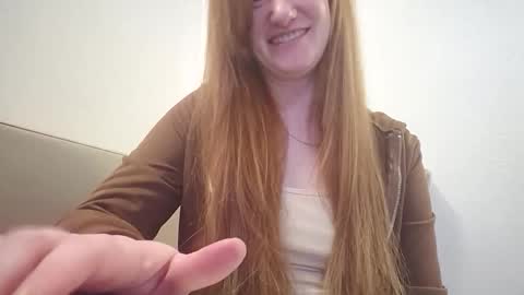 xxmariebliss online show from May 20, 2026, 2:01 pm