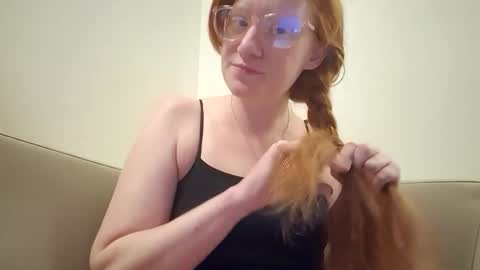 xxmariebliss online show from May 22, 2026, 3:39 pm