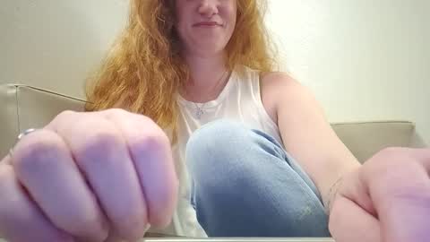 Snapshot of xxmariebliss chatting on June 5, 2026, 1:39 pm xxmariebliss online show from June 5, 2026, 1:39 pm