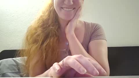 Snapshot of xxmariebliss chatting on June 8, 2026, 1:28 am xxmariebliss online show from June 8, 2026, 1:28 am