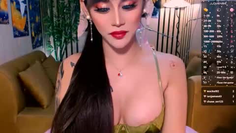 Snapshot of xxmissjuliaxx chatting on September 18, 2025, 2:35 am xxmissjuliaxx online show from September 18, 2025, 2:35 am