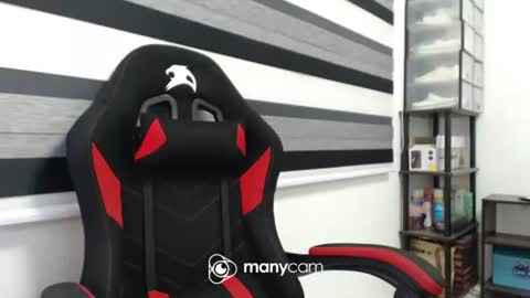  Kaycee  online show from March 15, 2026, 11:33 pm