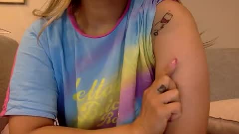 xxobeauty online show from March 1, 2026, 8:11 pm