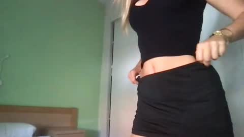 Sweet Luna online show from July 30, 2026, 3:44 pm