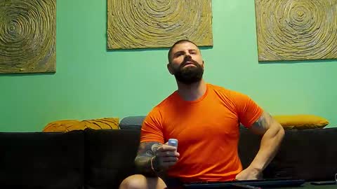 Xtream Leonard online show from November 25, 2025, 10:15 am