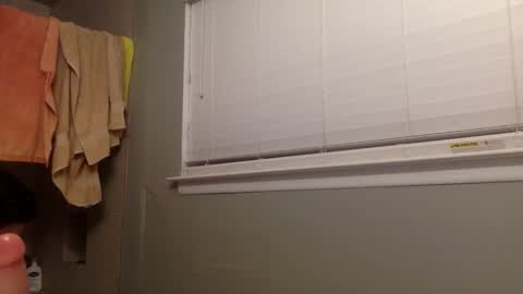 xxx2100 online show from April 5, 2026, 3:26 am