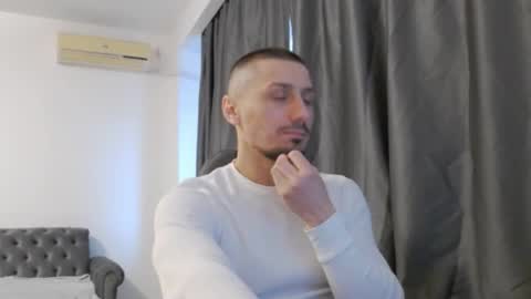 Snapshot of xxx_alejandro chatting on March 2, 2025, 9:10 am xxx_alejandro online show from March 2, 2025, 9:10 am