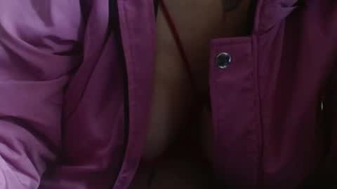   LILI  online show from January 6, 2025, 2:48 am