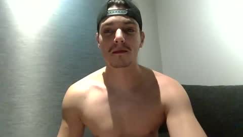 xxxbeastboi online show from March 15, 2026, 9:43 pm