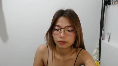 Snapshot of xxxforyouonlyxxx chatting on February 11, 2025, 8:26 am inday pinay online show from February 11, 2025, 8:26 am