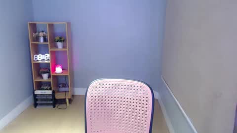 Snapshot of xxxfuckgirlyumsxxx chatting on February 6, 2025, 10:10 pm Your Princess Yums online show from February 6, 2025, 10:10 pm