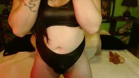 Snapshot of xxxpamelabombxxx chatting on January 23, 2025, 2:23 am PAMPAM online show from January 23, 2025, 2:23 am