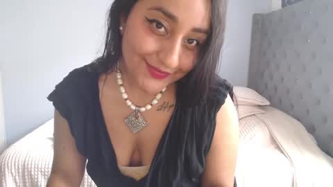 Snapshot of xxxvenus888 chatting on September 24, 2025, 5:05 pm Lunhaa   online show from September 24, 2025, 5:05 pm