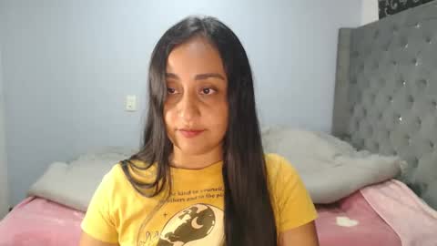 Snapshot of xxxvenus888 chatting on November 3, 2025, 10:53 pm Lunhaa   online show from November 3, 2025, 10:53 pm