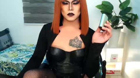 Snapshot of xyournightmarequeenx chatting on February 22, 2026, 4:49 pm QueenMarina online show from February 22, 2026, 4:49 pm