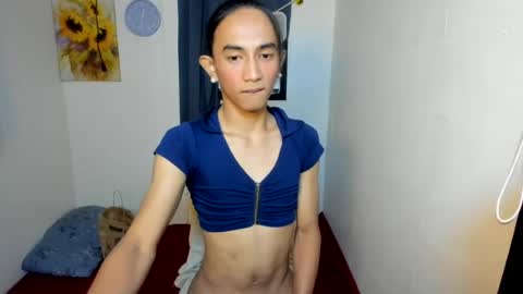 Snapshot of y_spicyhotbella chatting on July 7, 2026, 4:33 pm Bella online show from July 7, 2026, 4:33 pm