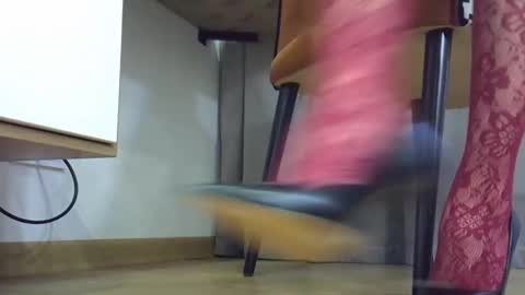 Dina online show from February 25, 2025, 6:25 am