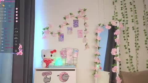 Snapshot of yakamozamazing chatting on July 8, 2026, 2:05 am yakamozamazing online show from July 8, 2026, 2:05 am
