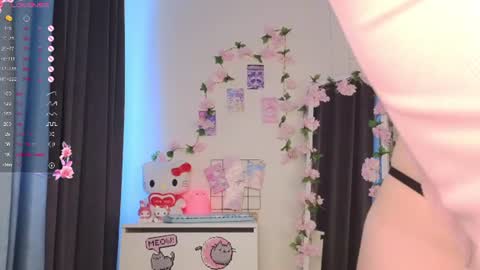 Snapshot of yakamozamazing chatting on July 12, 2026, 2:02 am yakamozamazing online show from July 12, 2026, 2:02 am