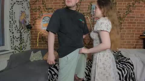 Mia and Andry  online show from November 6, 2025, 12:17 pm