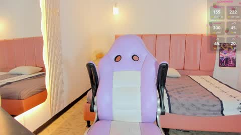 Naomi online show from April 10, 2026, 9:19 pm