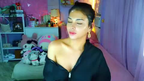 Snapshot of yang_audreylone chatting on June 19, 2026, 6:45 pm YANG AUDREY LONE online show from June 19, 2026, 6:45 pm