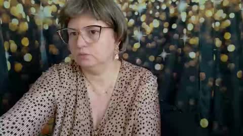 Anika online show from November 2, 2025, 8:17 am