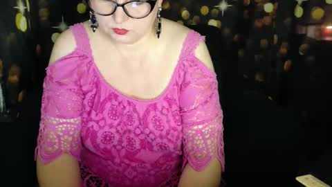 Anika online show from December 20, 2025, 2:35 pm