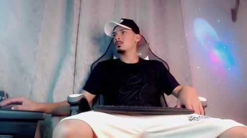 Snapshot of yankees_xxx chatting on June 8, 2026, 12:38 pm yankees online show from June 8, 2026, 12:38 pm